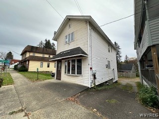 view of front of house