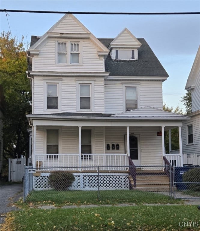 view of front of property with a porch