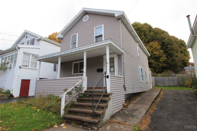 view of front facade with covered porch