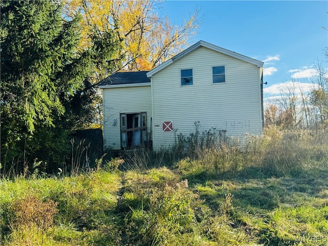 view of side of home