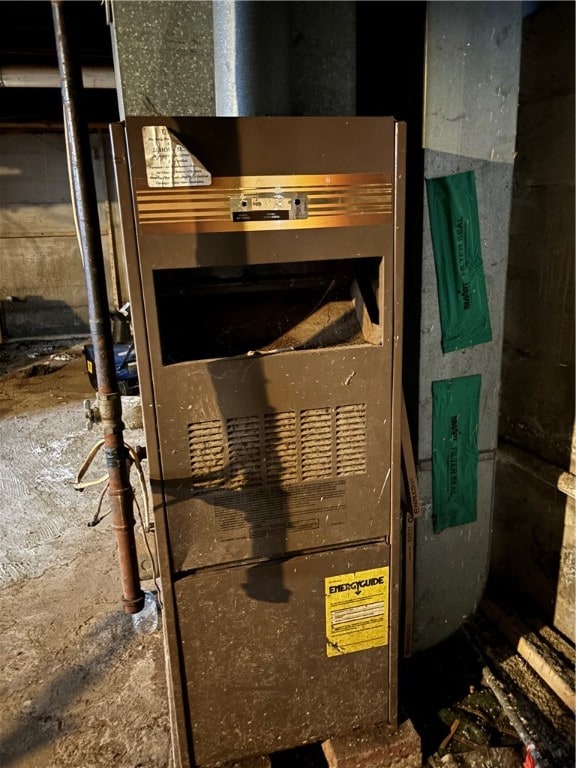 view of utility room