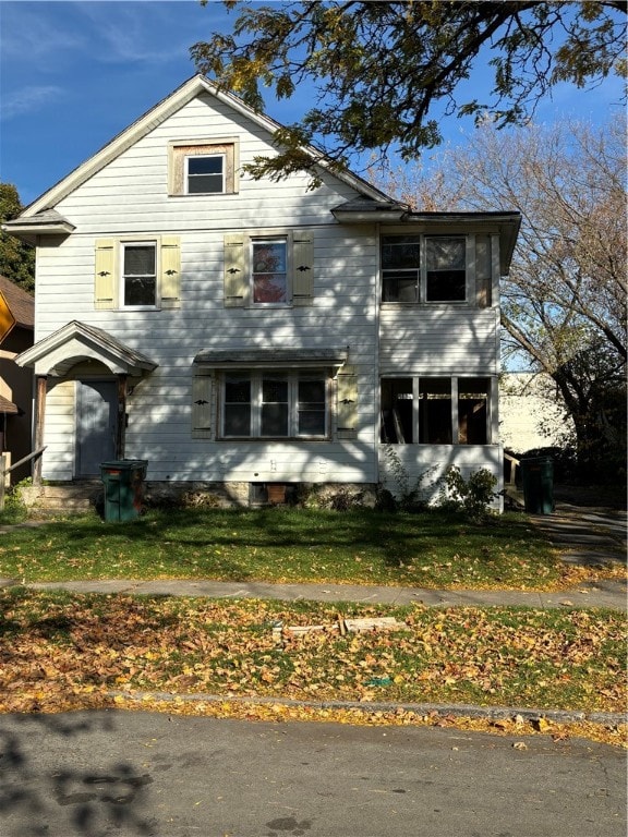 view of front facade