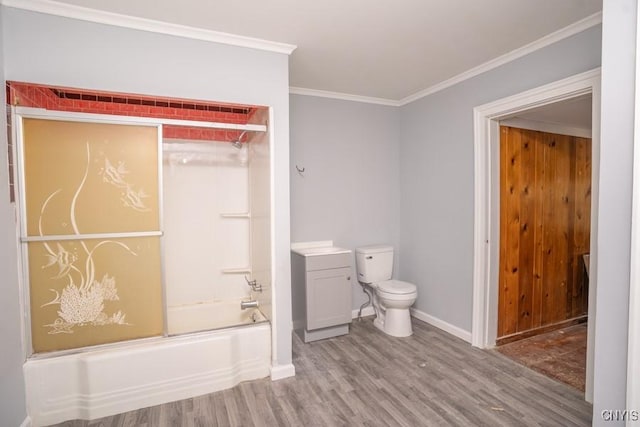 bathroom with hardwood / wood-style flooring, enclosed tub / shower combo, toilet, and crown molding