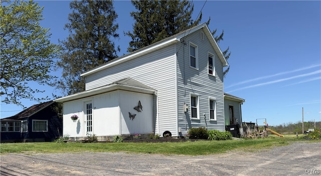 view of side of home