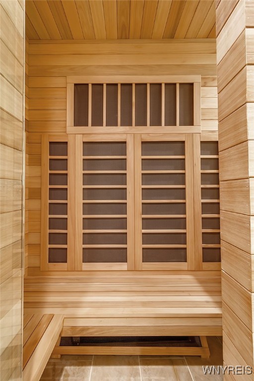 view of sauna / steam room