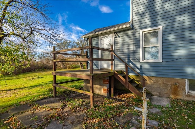 exterior space with a yard