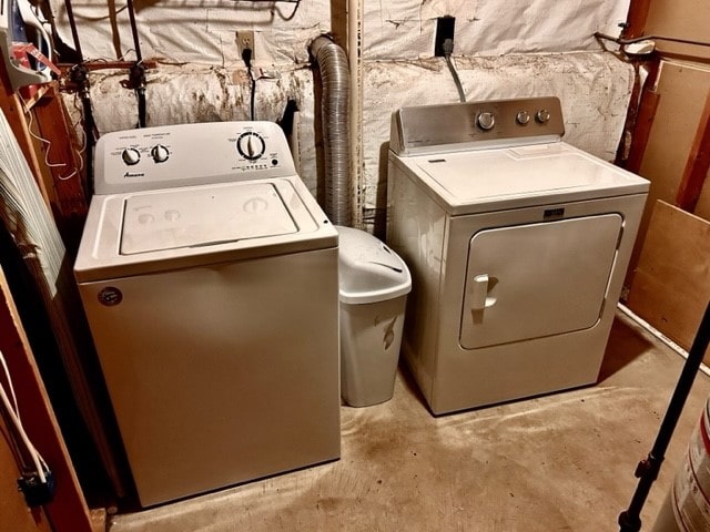 laundry area featuring washer and dryer