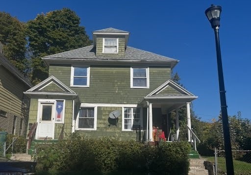 view of front facade