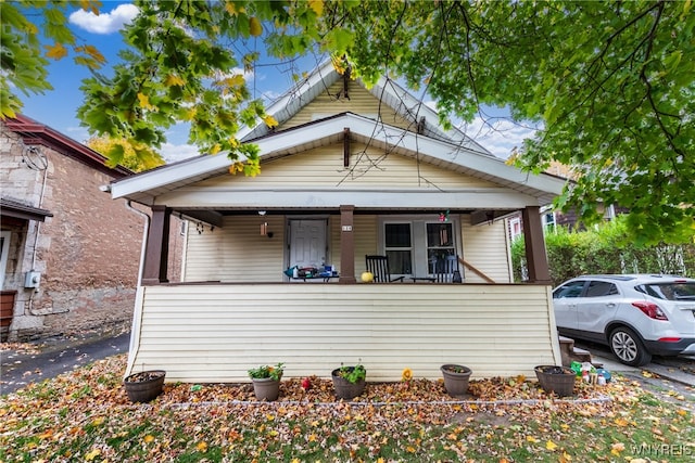 126 Gooding St, Lockport-City, NY 14094 - bungalow-style home featuring a porch