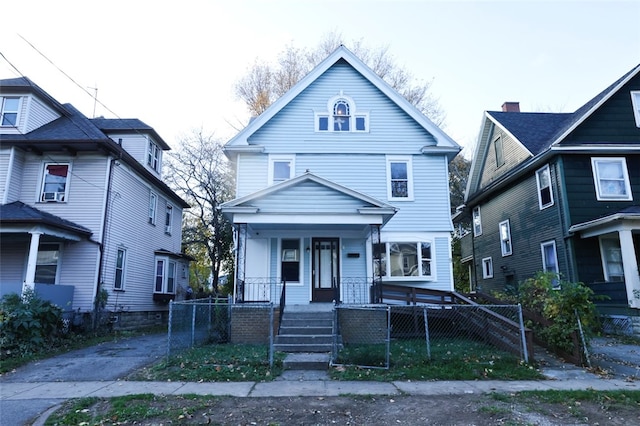 view of front of home with covered porch