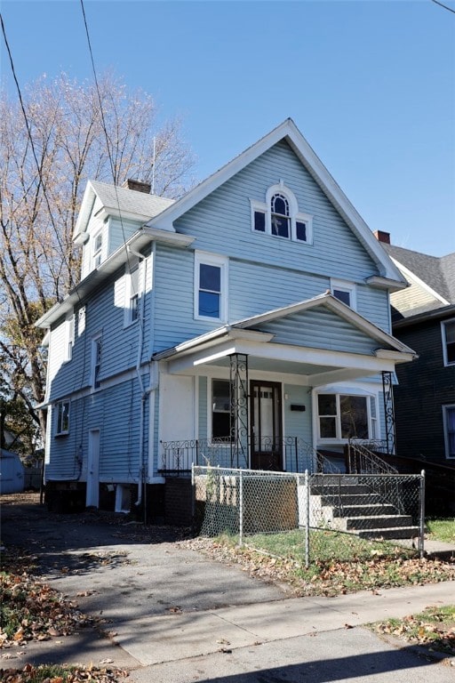 view of front of home