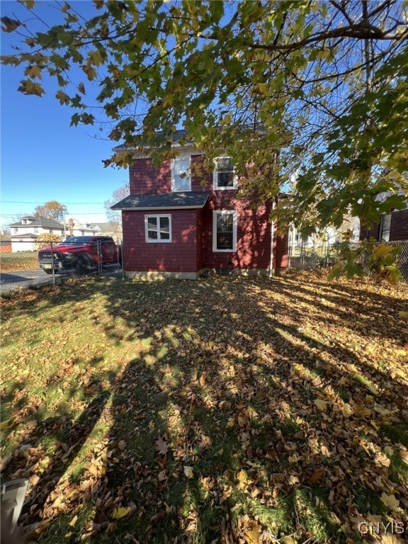 exterior space with a yard