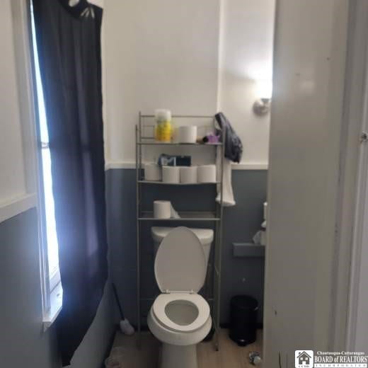 bathroom featuring toilet