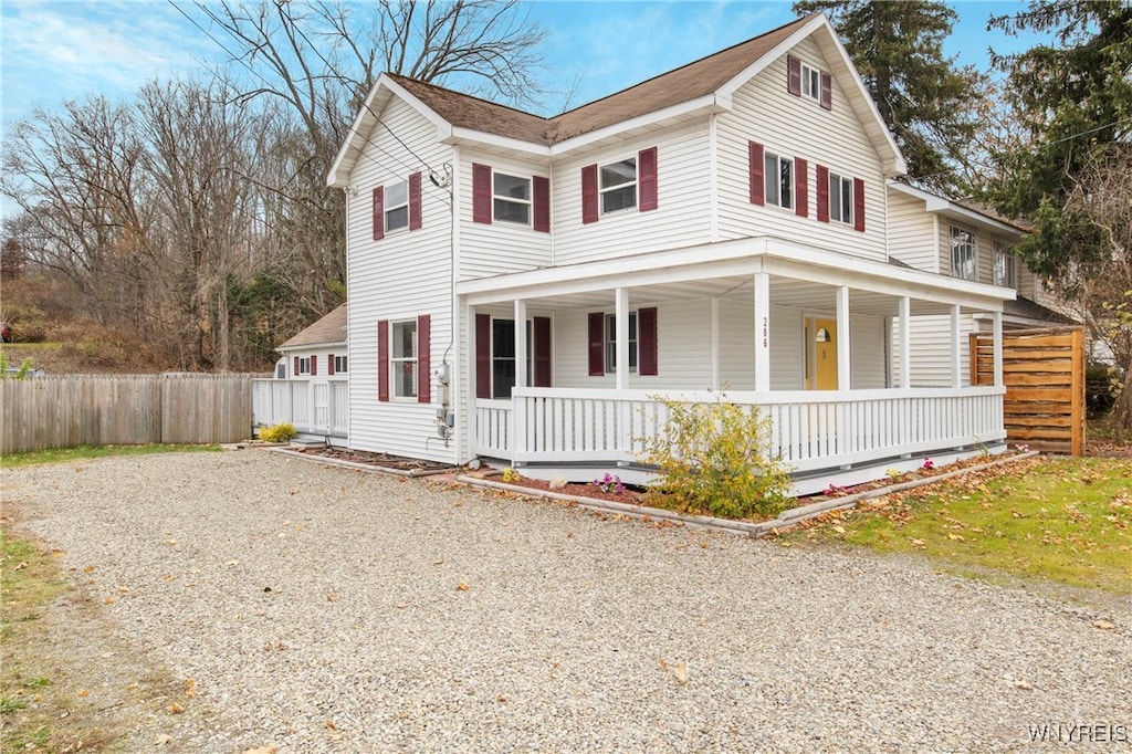 view of front of house with covered porch