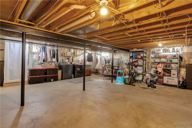 basement with washer and dryer