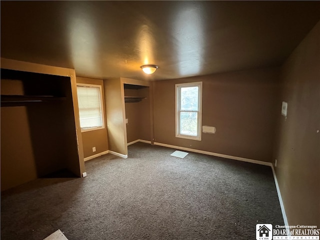 unfurnished bedroom featuring carpet floors