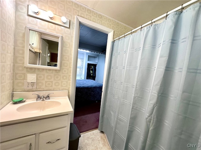 bathroom featuring vanity