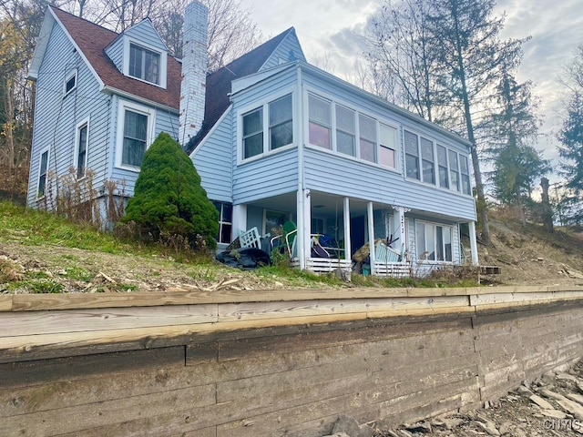 view of front facade with a porch