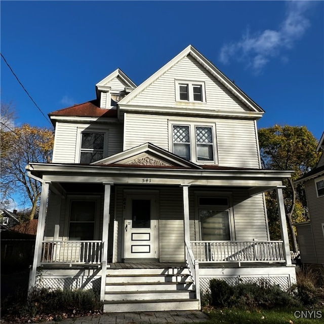 view of front of property featuring a porch