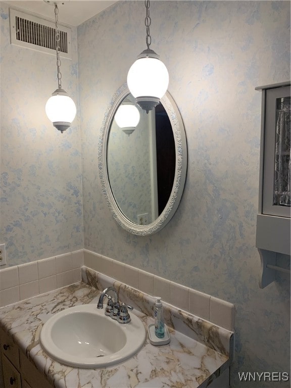 bathroom with vanity