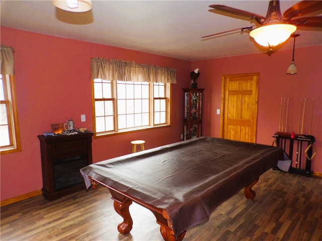 recreation room featuring hardwood / wood-style floors, ceiling fan, and pool table