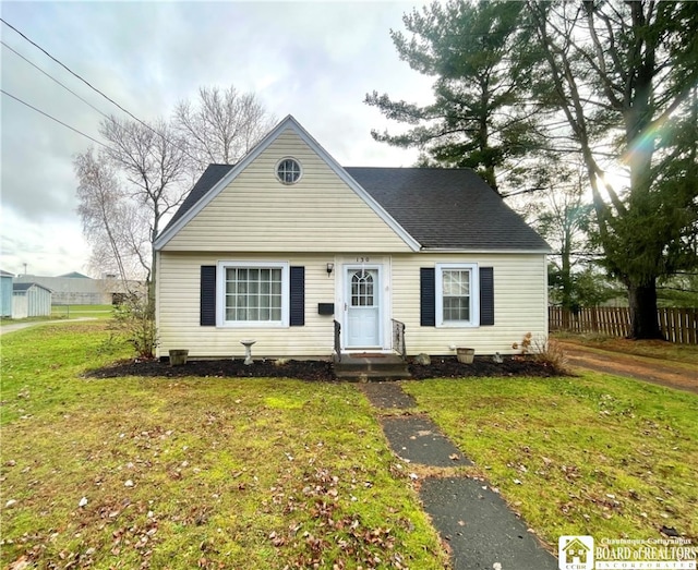 view of front of home with a front yard