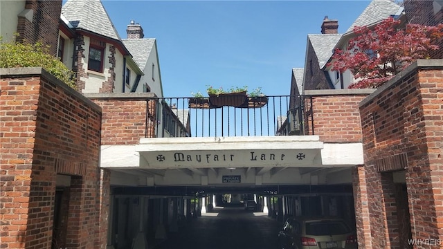 9 Mayfair Ln, Buffalo, NY 14201 - view of property