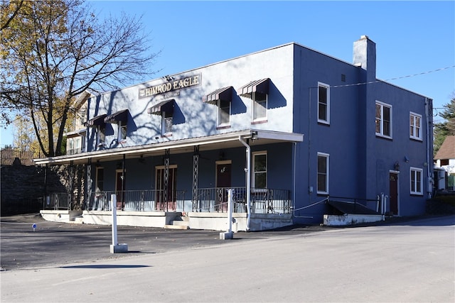 view of front of house