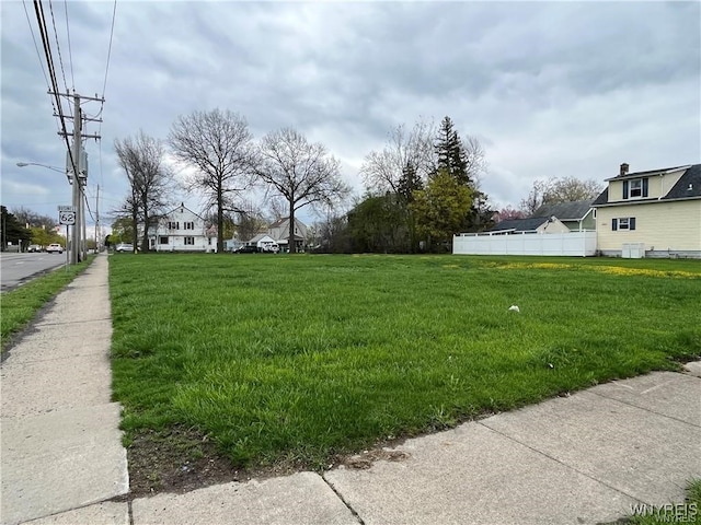 Listing photo 3 for 3303 Pine Ave, Niagara Falls NY 14301