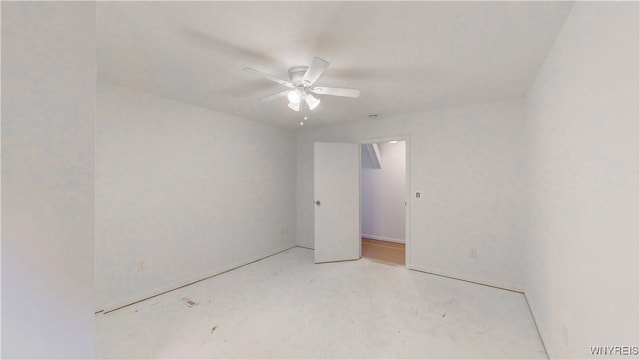 spare room featuring ceiling fan