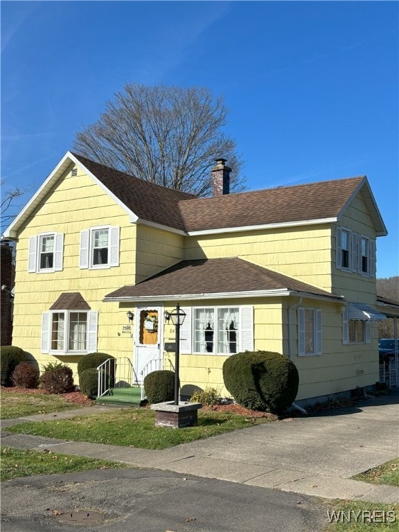 view of front of house