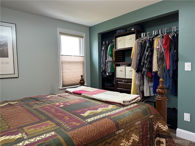 bedroom featuring a closet