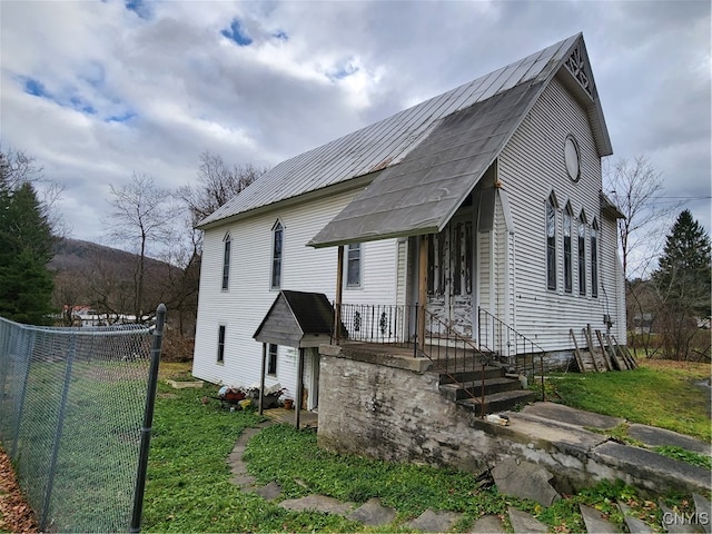 view of front of house