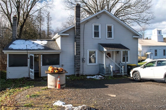 view of front facade