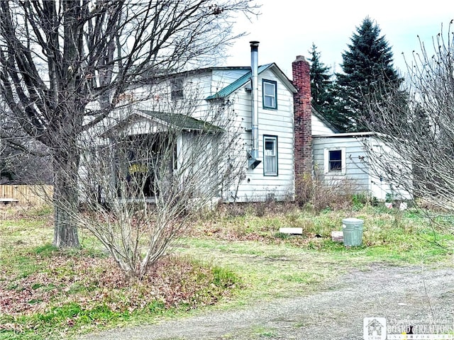 view of front of home