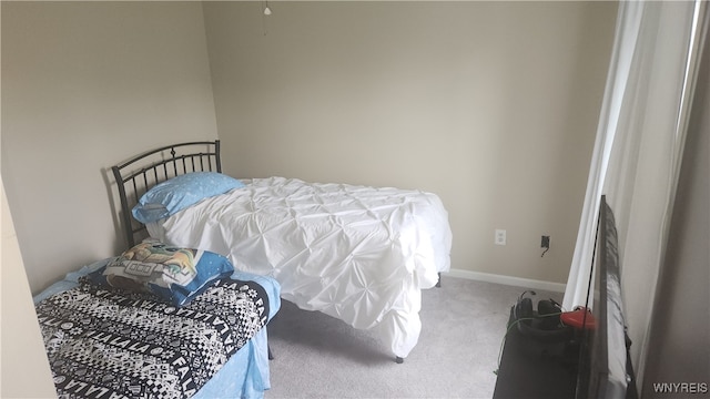 view of carpeted bedroom