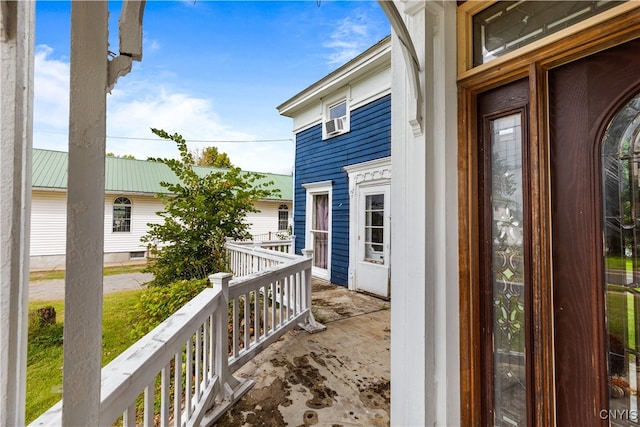 balcony with a porch