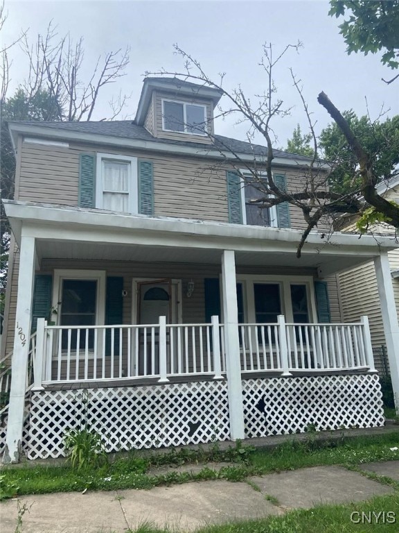 view of front facade featuring covered porch