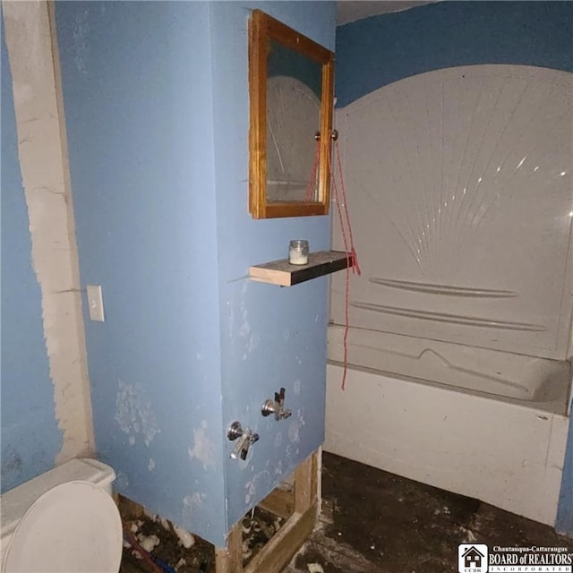 130/118 N Main St, New Albion, NY 14719 - bathroom featuring toilet