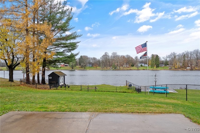 view of yard with a water view