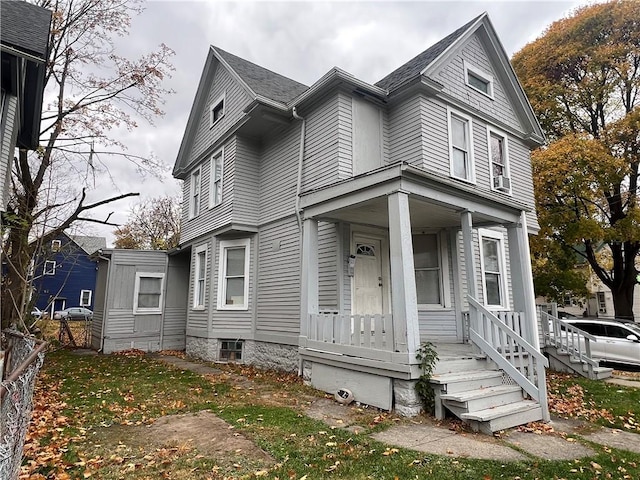 view of front facade featuring covered porch