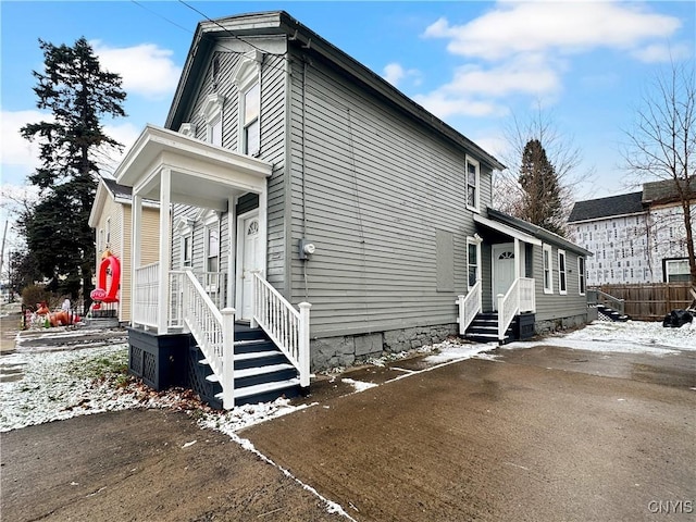 Listing photo 3 for 1124 Schuyler St, Utica NY 13502