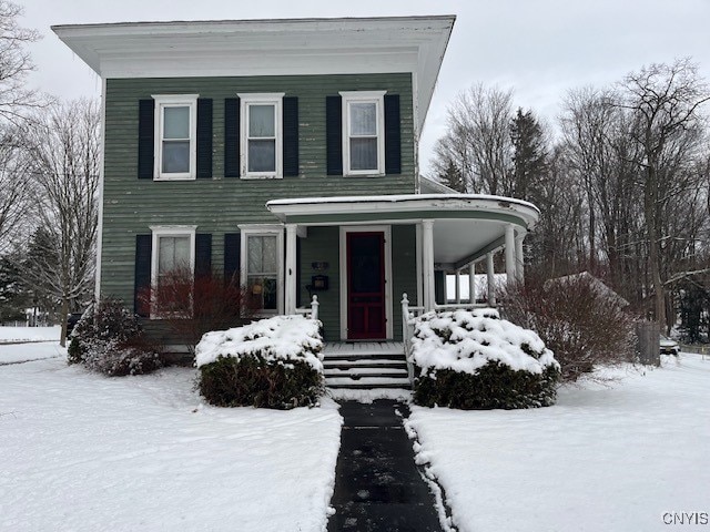 view of front of home with covered porch