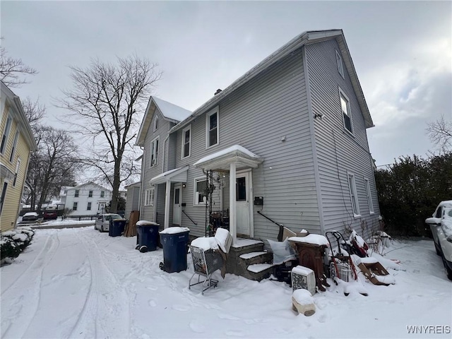 view of front of home