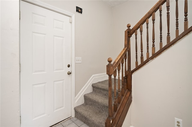 view of tiled entryway