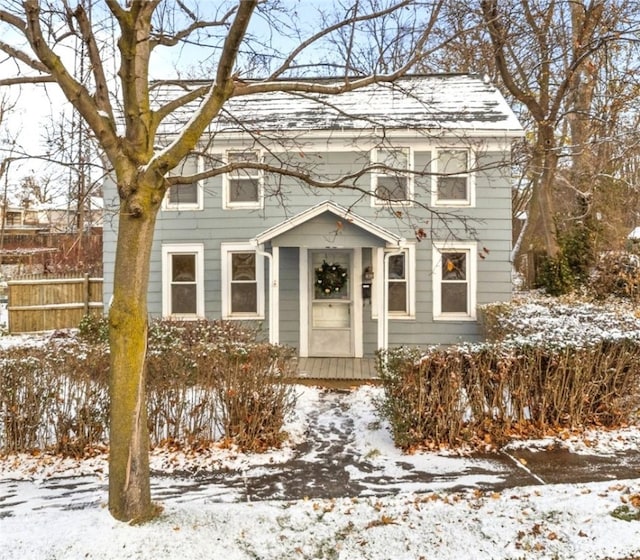 view of front of house