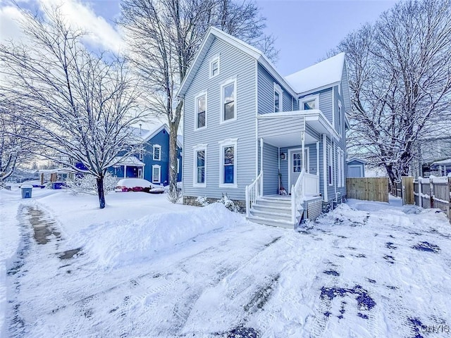 view of front of house