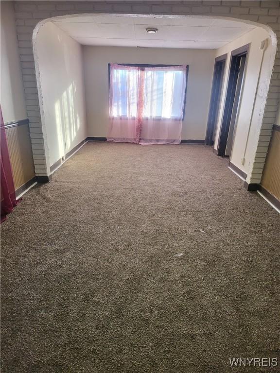 spare room with carpet