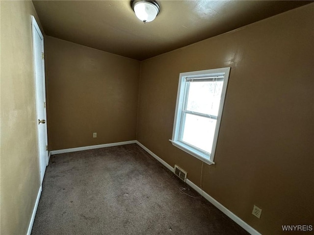 empty room with carpet