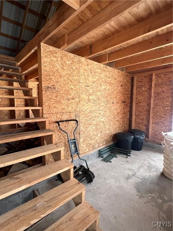 interior space featuring concrete flooring